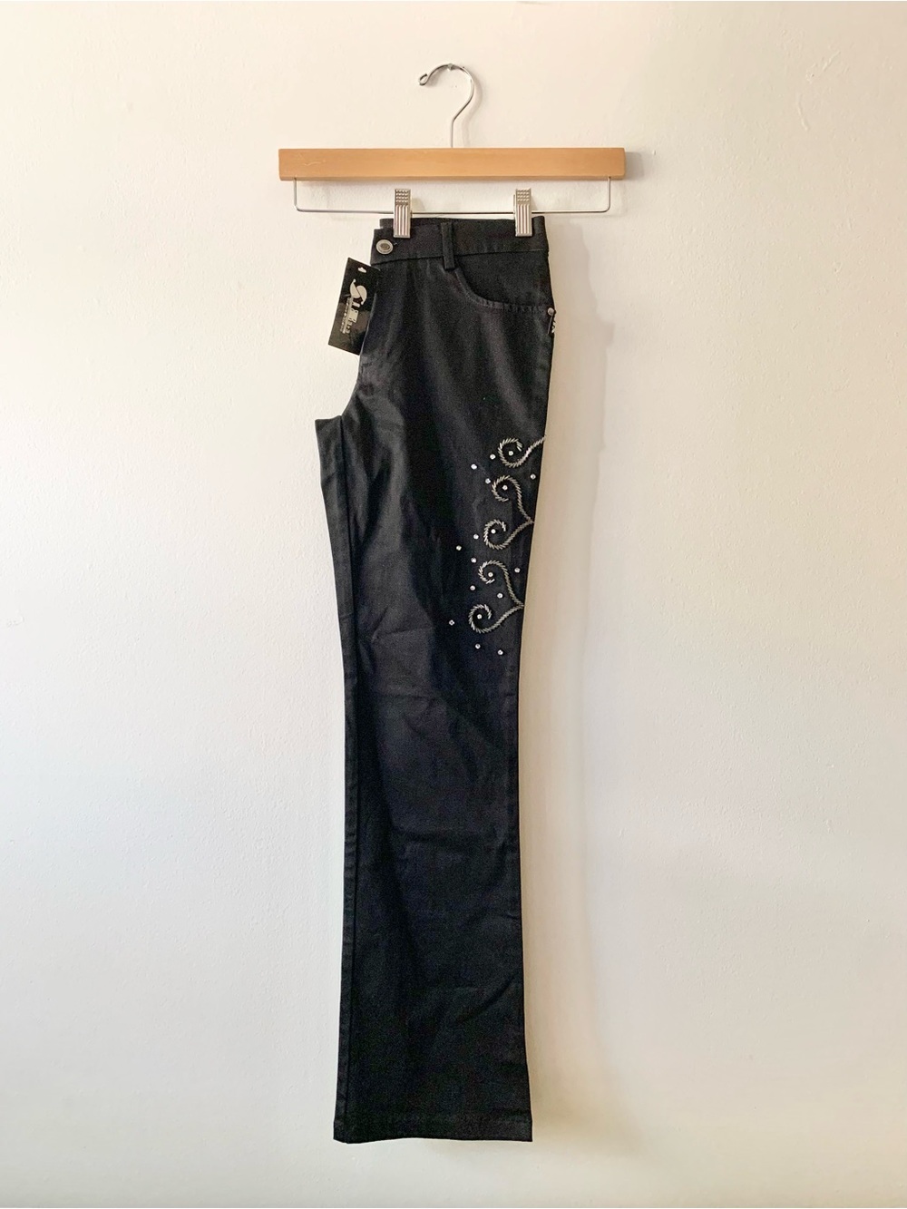 NEW WITH TAGS Three +Three Y2K Black Beaded Embellished Low-Rise Flared Jeans